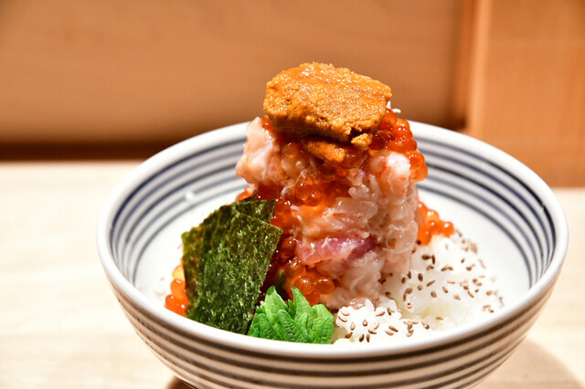 日本橋海鮮丼 Tsujihan 神樂坂店