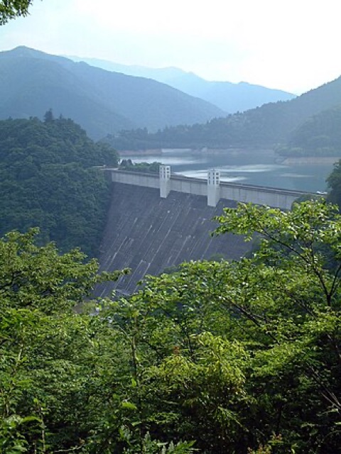 奧多摩湖